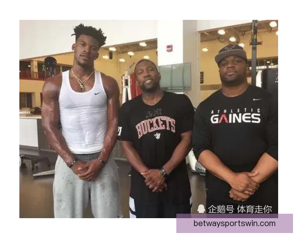 詹姆斯家乡餐厅Buckets开业为社区创造就业机会助力地方发展